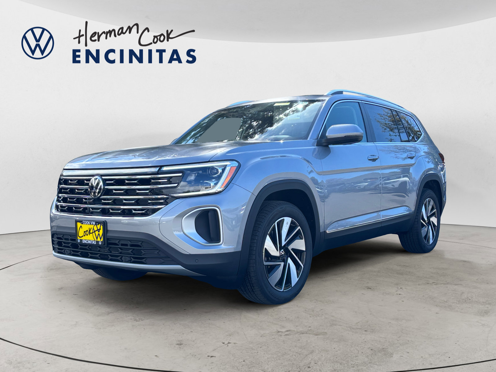 2025 Volkswagen Atlas SEL's photo