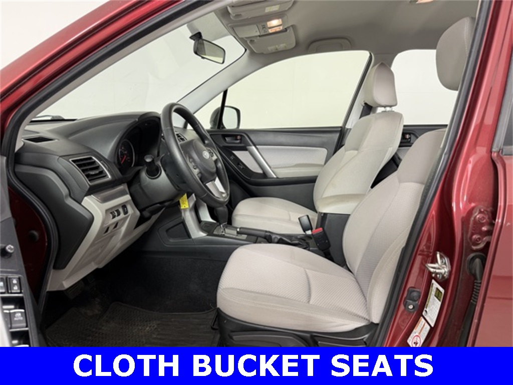 2017 Subaru Forester 2.5i photo 3