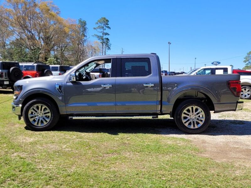 2025 Ford F-150 XLT photo 4