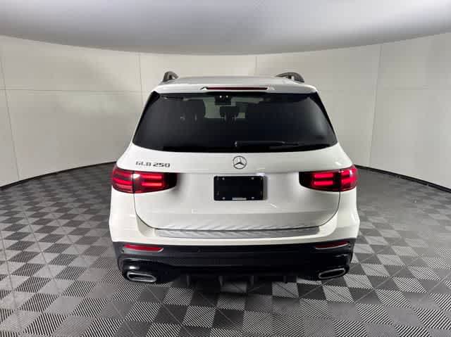 Image of Pre-Owned 2025 Mercedes-Benz GLB 250