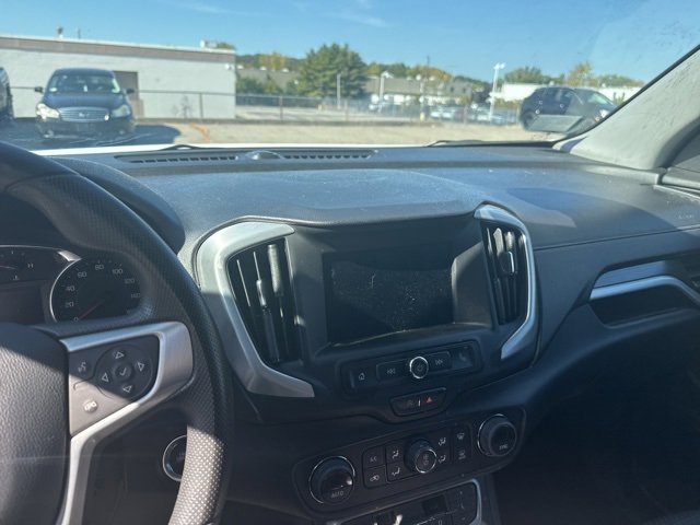 2022 Gmc Terrain SLE photo 5