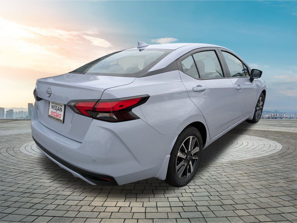 2025 Nissan Versa SV photo 3