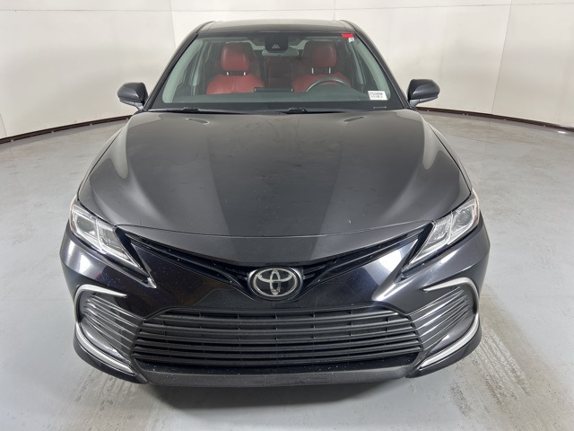 2022 Toyota Camry LE photo 2