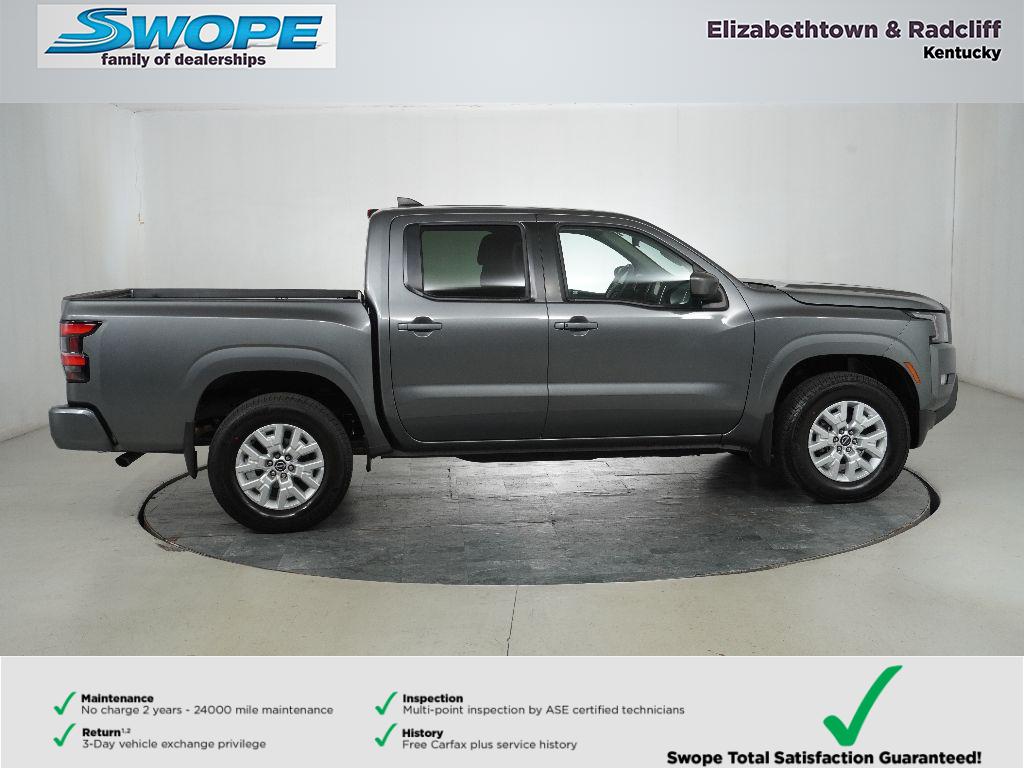 2023 Nissan Frontier SV photo 2