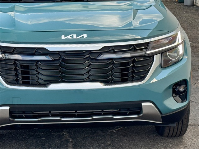 2026 Kia Seltos EX photo 10