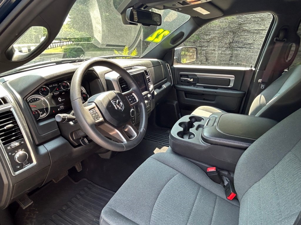 2022 Ram 1500 Classic Warlock photo 12
