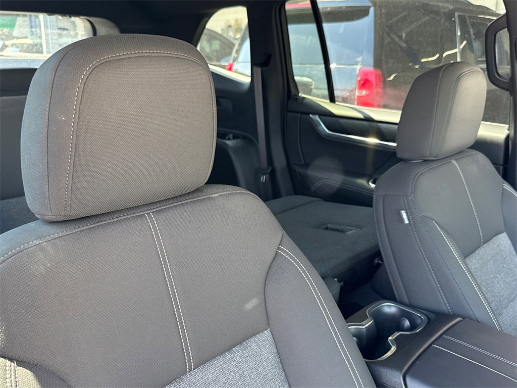 2025 Gmc Acadia Elevation photo 2