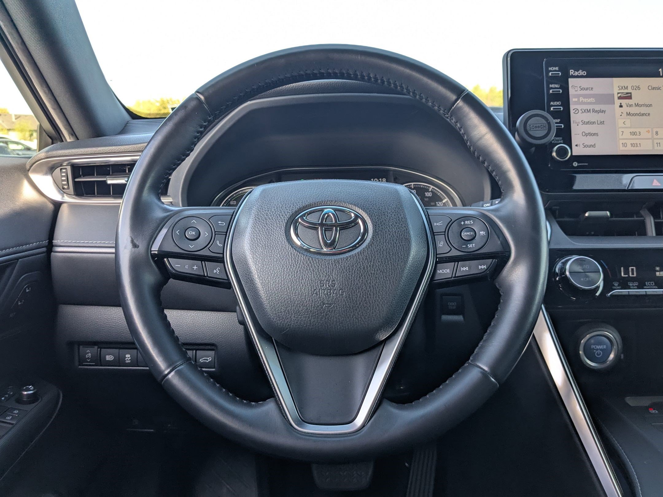 2021 Toyota Venza XLE photo 15