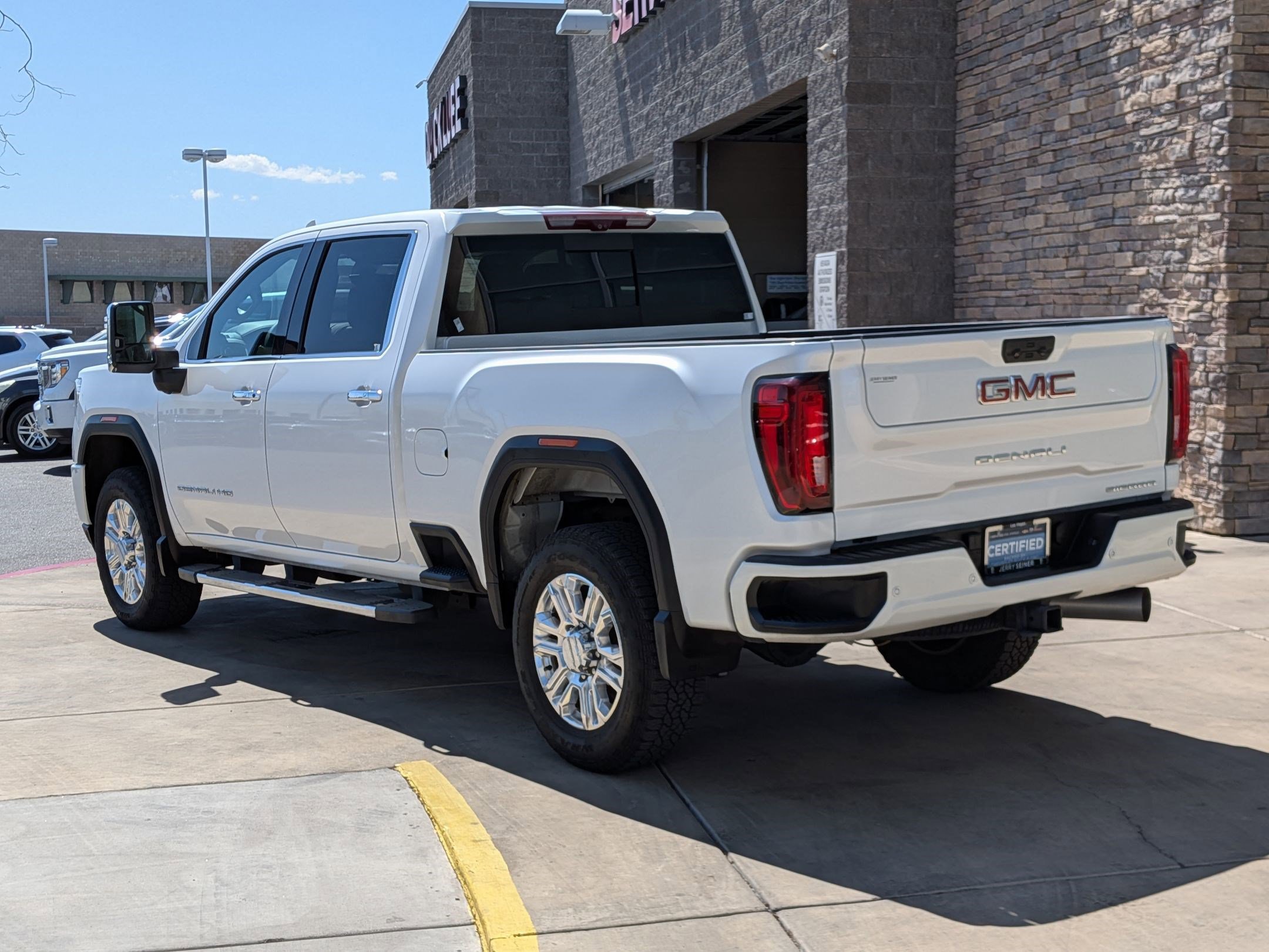 2022 Gmc Sierra 2500 HD Denali photo 3