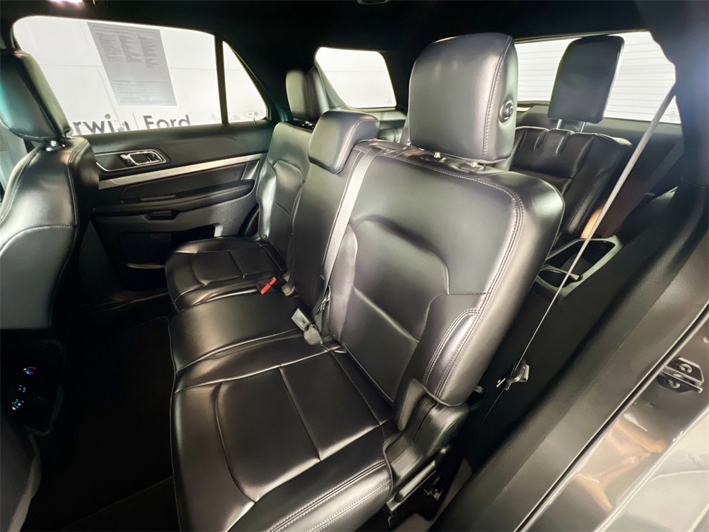 2019 Ford Explorer XLT photo 23