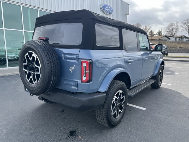 2023 Ford Bronco Outer Banks photo 4