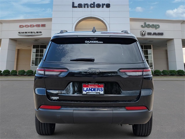 2025 Jeep Grand Cherokee Limited photo 4