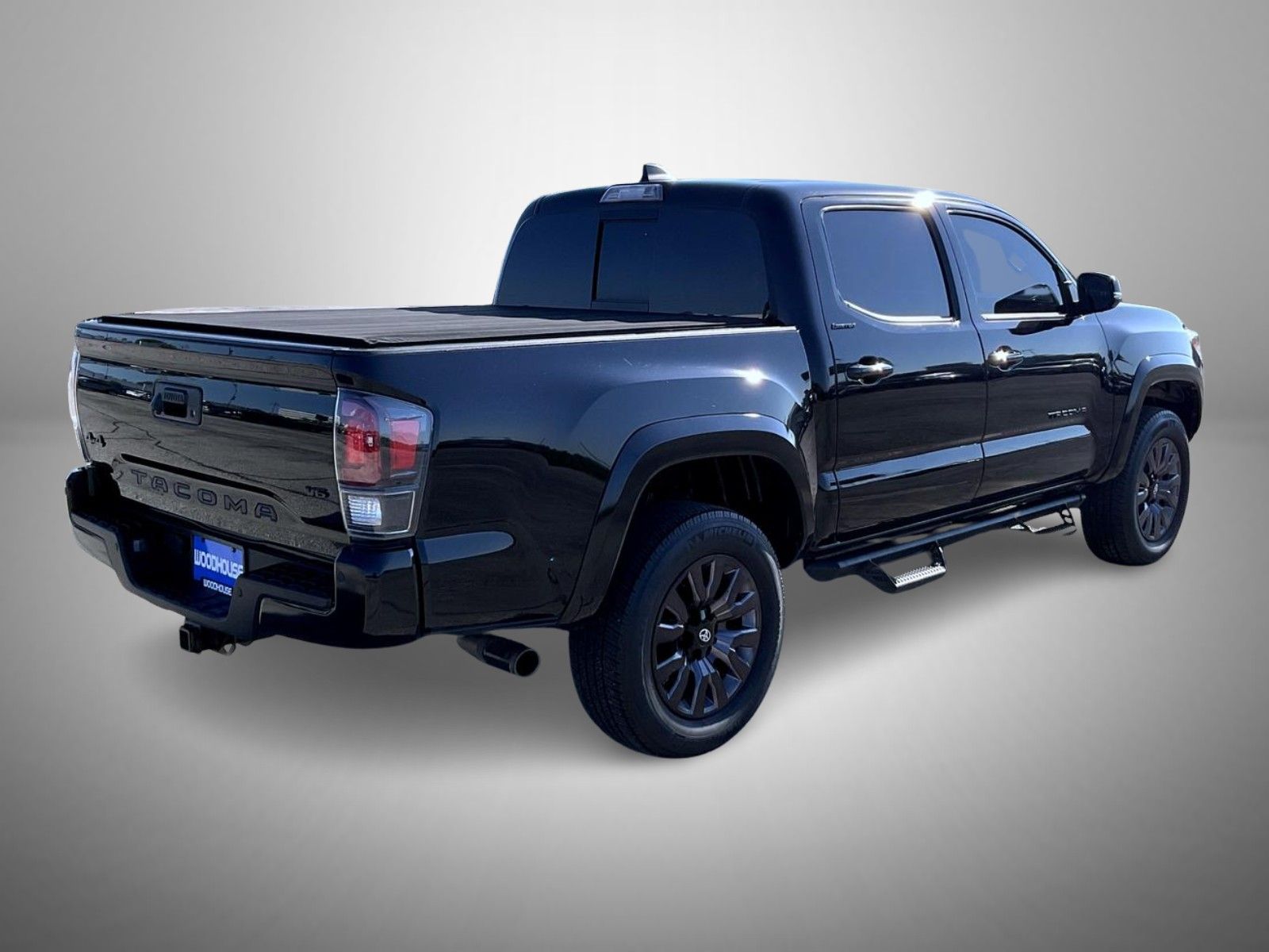2023 Toyota Tacoma Limited photo 3