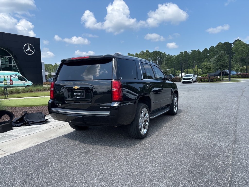 2019 Chevrolet Tahoe Premier photo 2