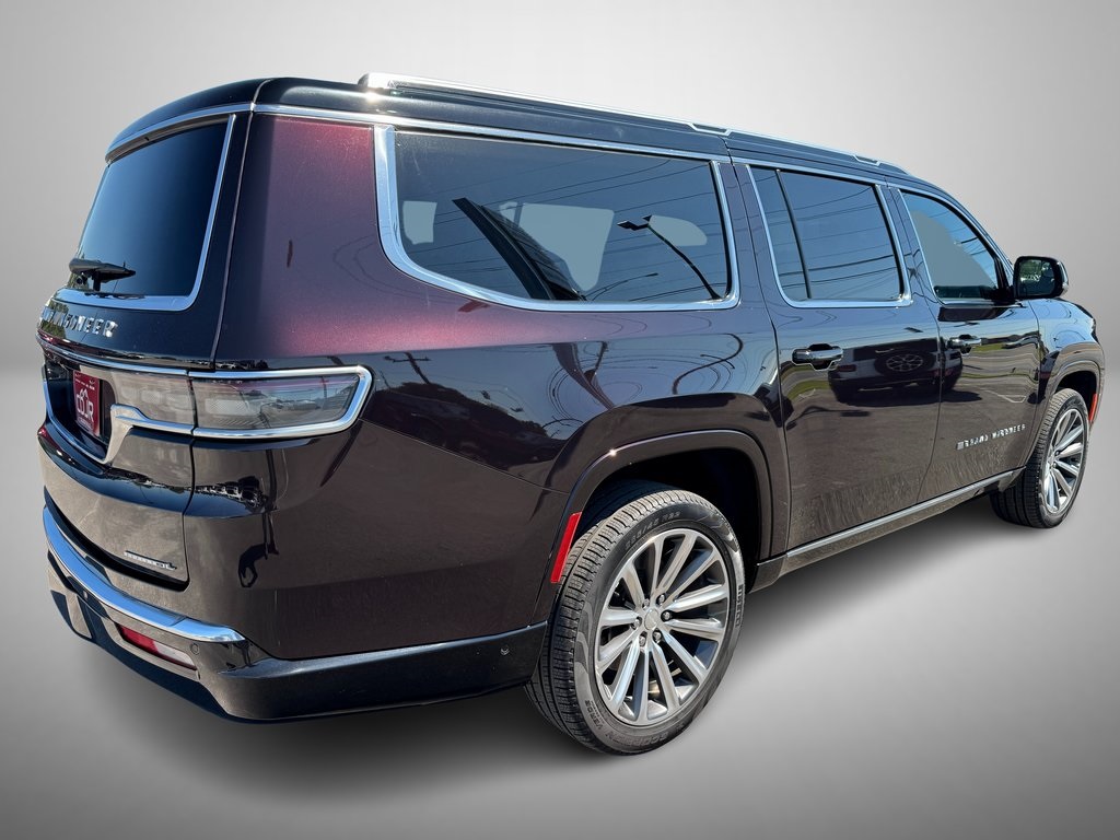 2023 Jeep Grand Wagoneer L II photo 3