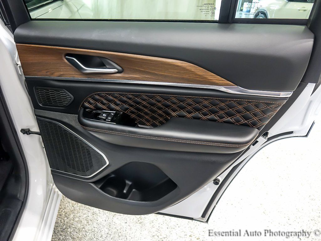 2022 JEEP GRAND CHEROKEE - Image 26