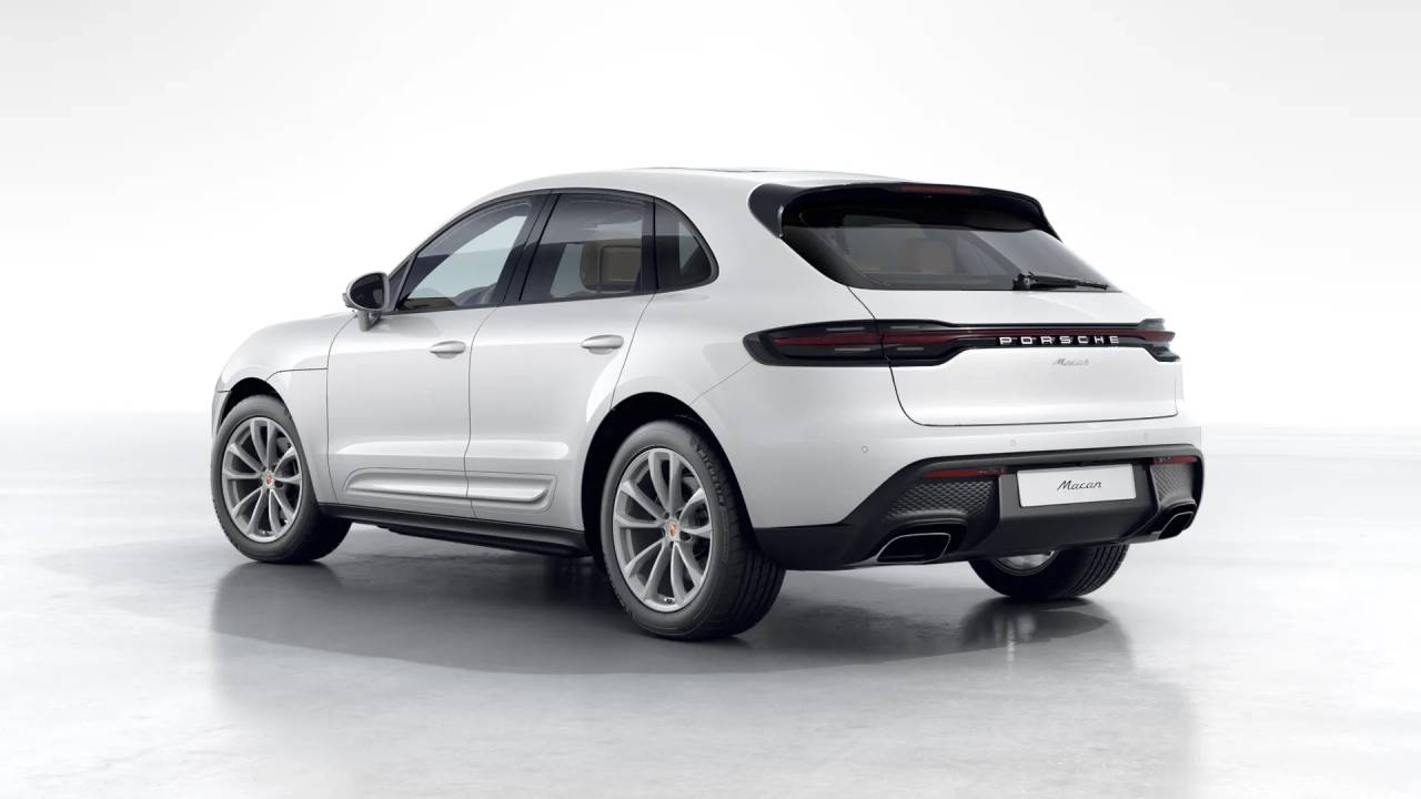 2026 Porsche Macan T photo 3