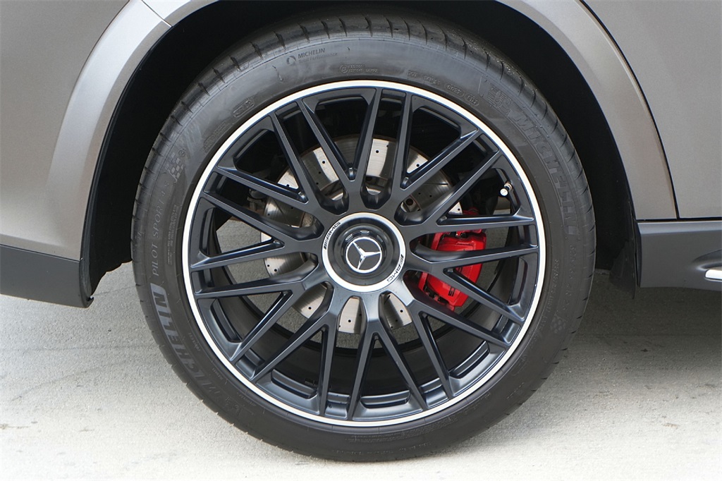 2021 Mercedes Benz GLS 63 AMG photo 3