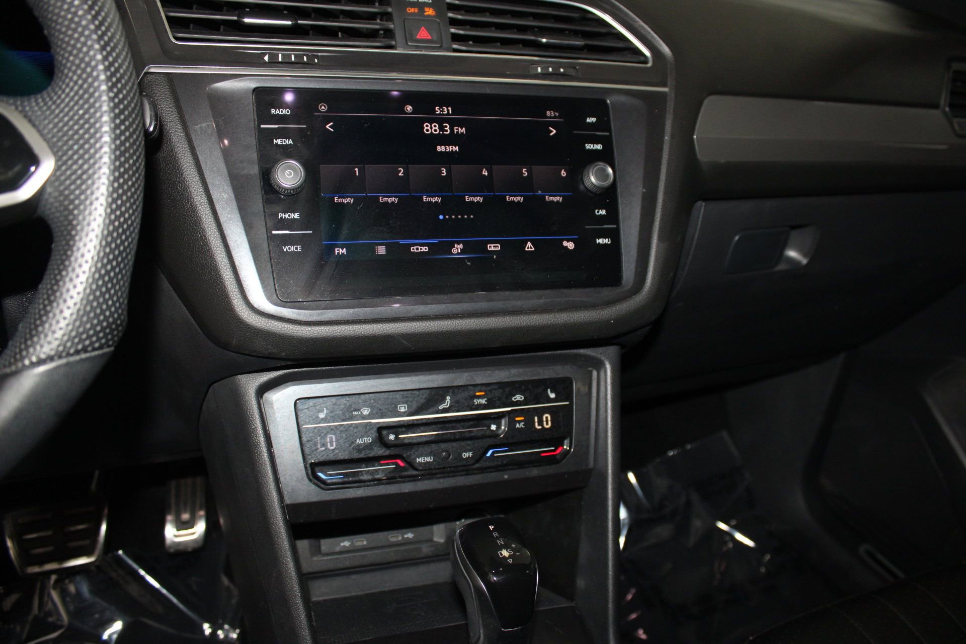2022 Volkswagen Tiguan SE R-Line Black photo 19