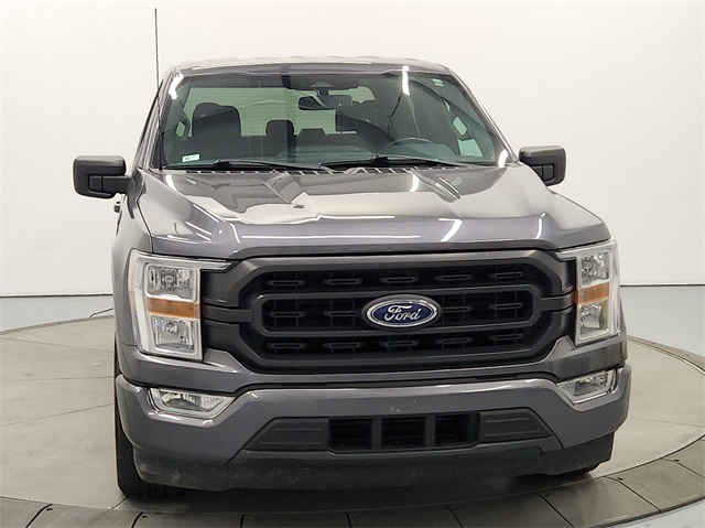 2022 Ford F-150 XL photo 2