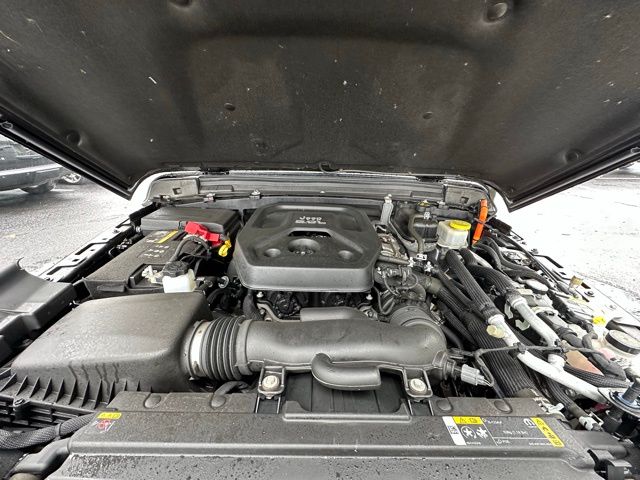 2022 Jeep Wrangler Unlimited Sahara 4xe photo 14