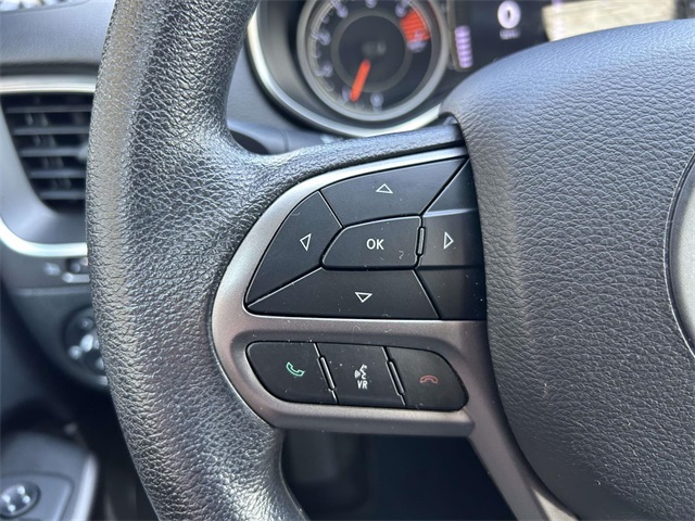 2019 Jeep Cherokee Latitude photo 23