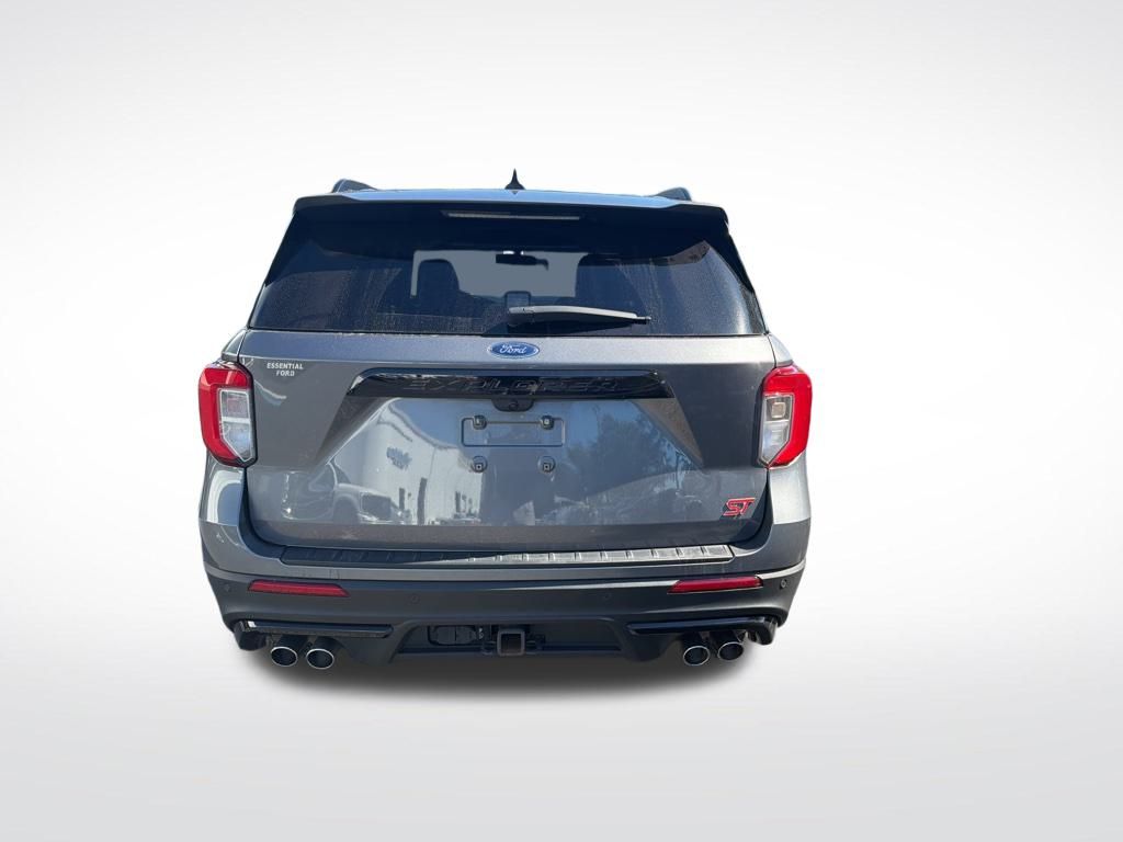 2023 Ford Explorer ST photo 3