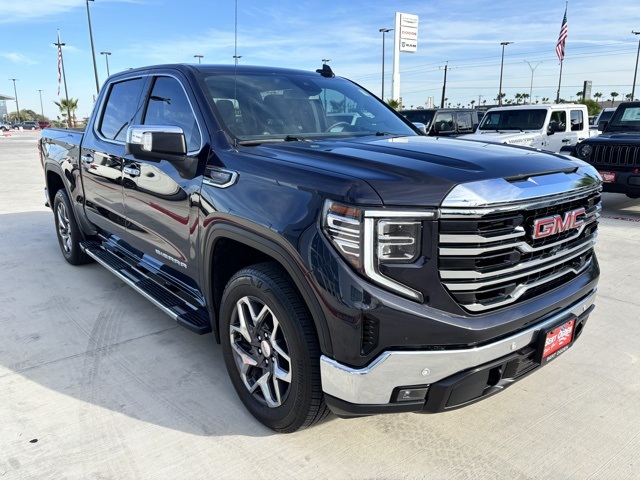 2025 GMC Sierra 1500 SLT's photo
