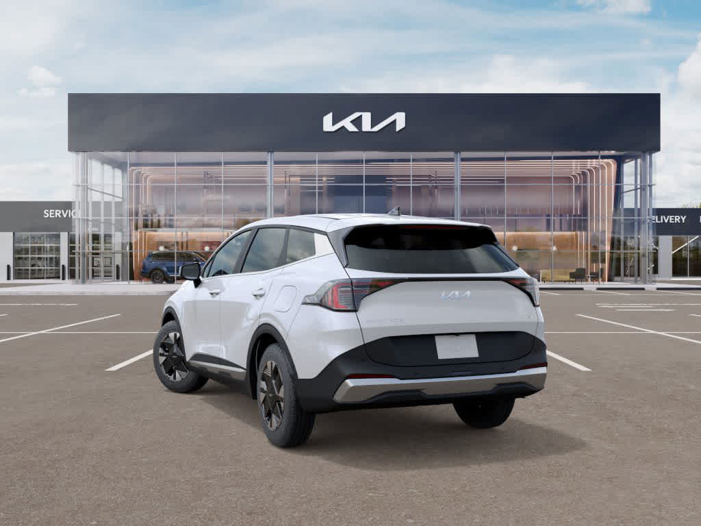 2026 Kia Sportage Hybrid LX photo 3