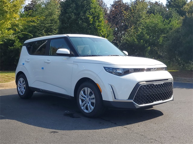 2025 Kia Soul LX S photo 3