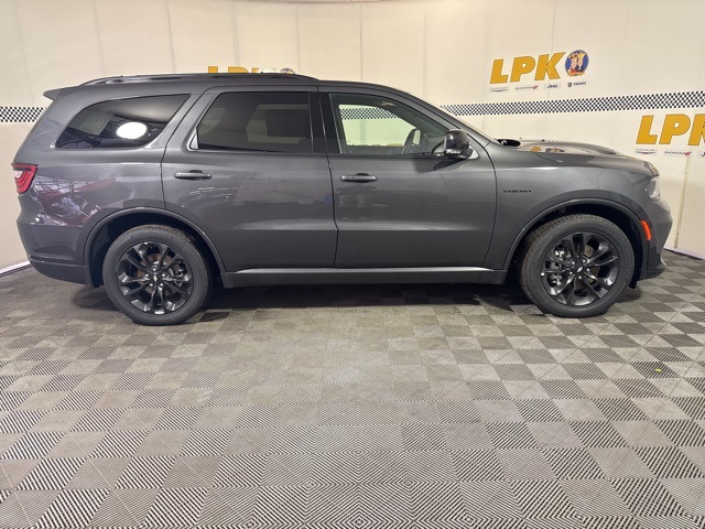 2025 Dodge Durango R/T Plus photo 2