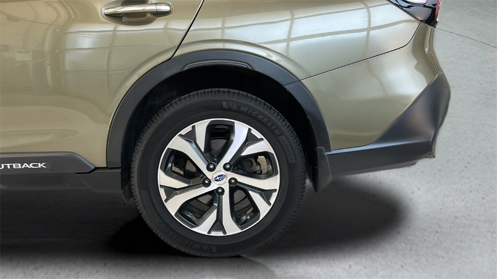2021 Subaru Outback Touring XT photo 24