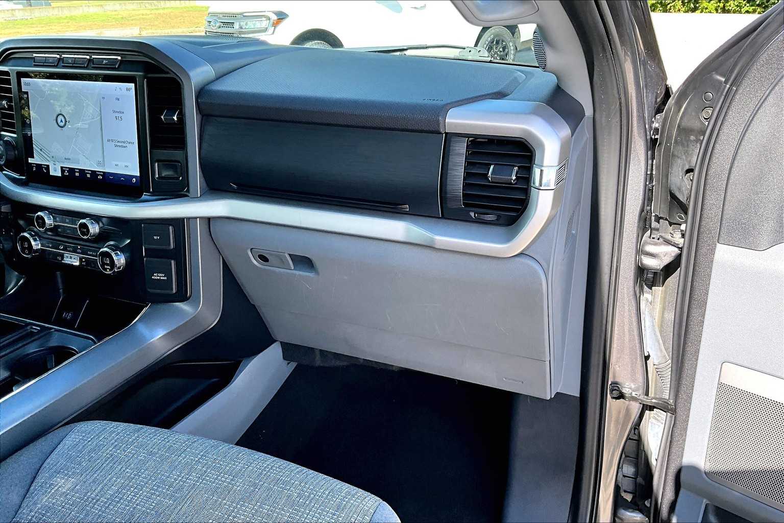 2021 Ford F-150 XLT photo 18