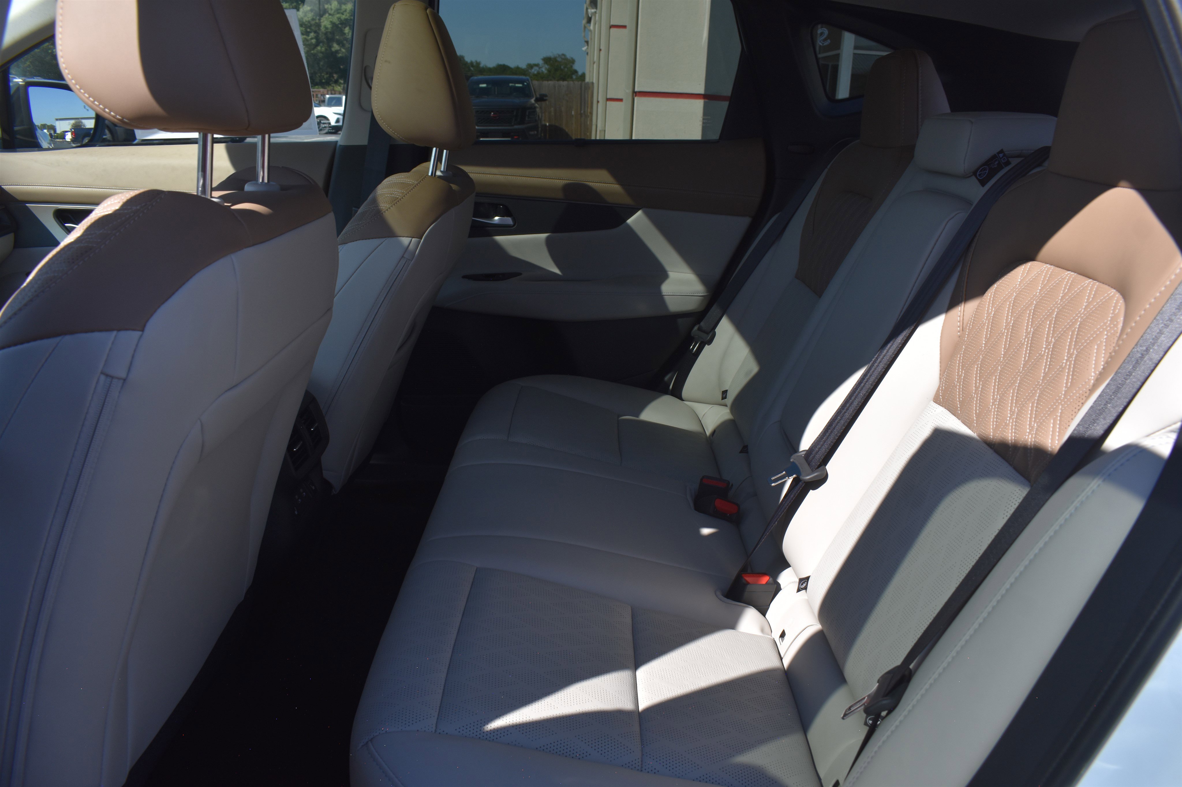 2026 Nissan Murano Platinum photo 10