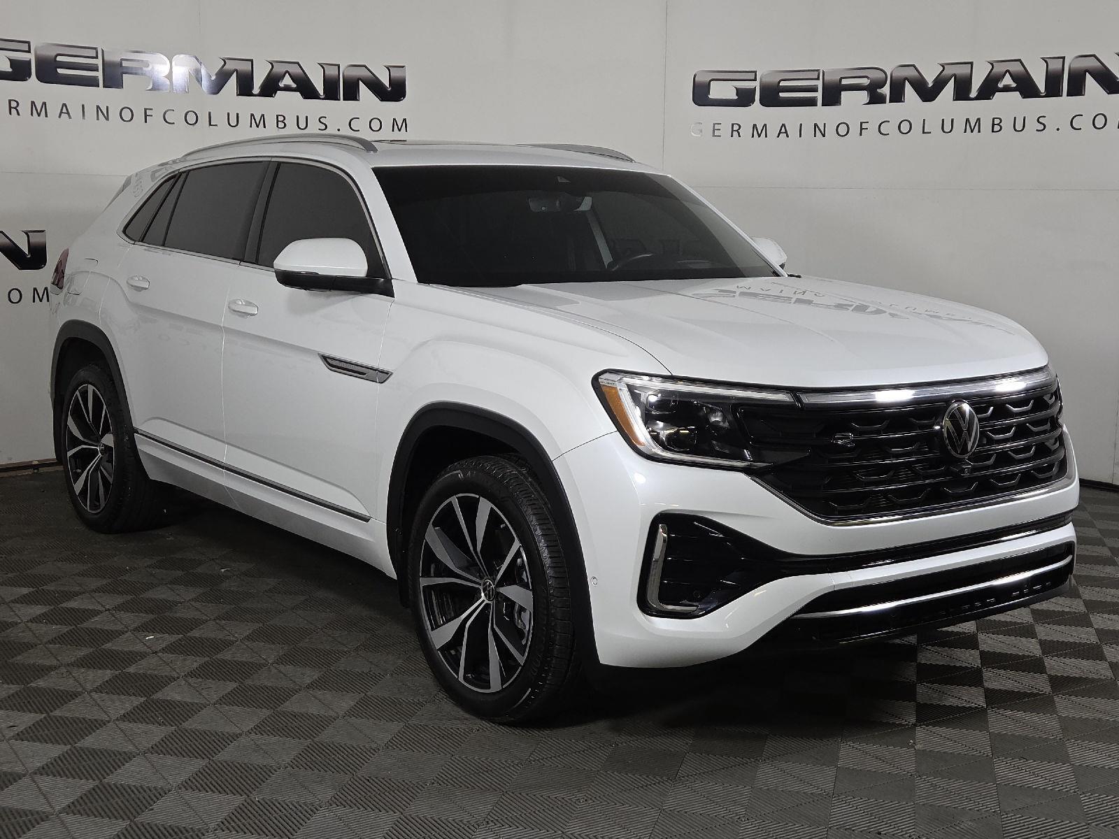 2024 Volkswagen Atlas Cross Sport SEL Premium R-Line photo 3