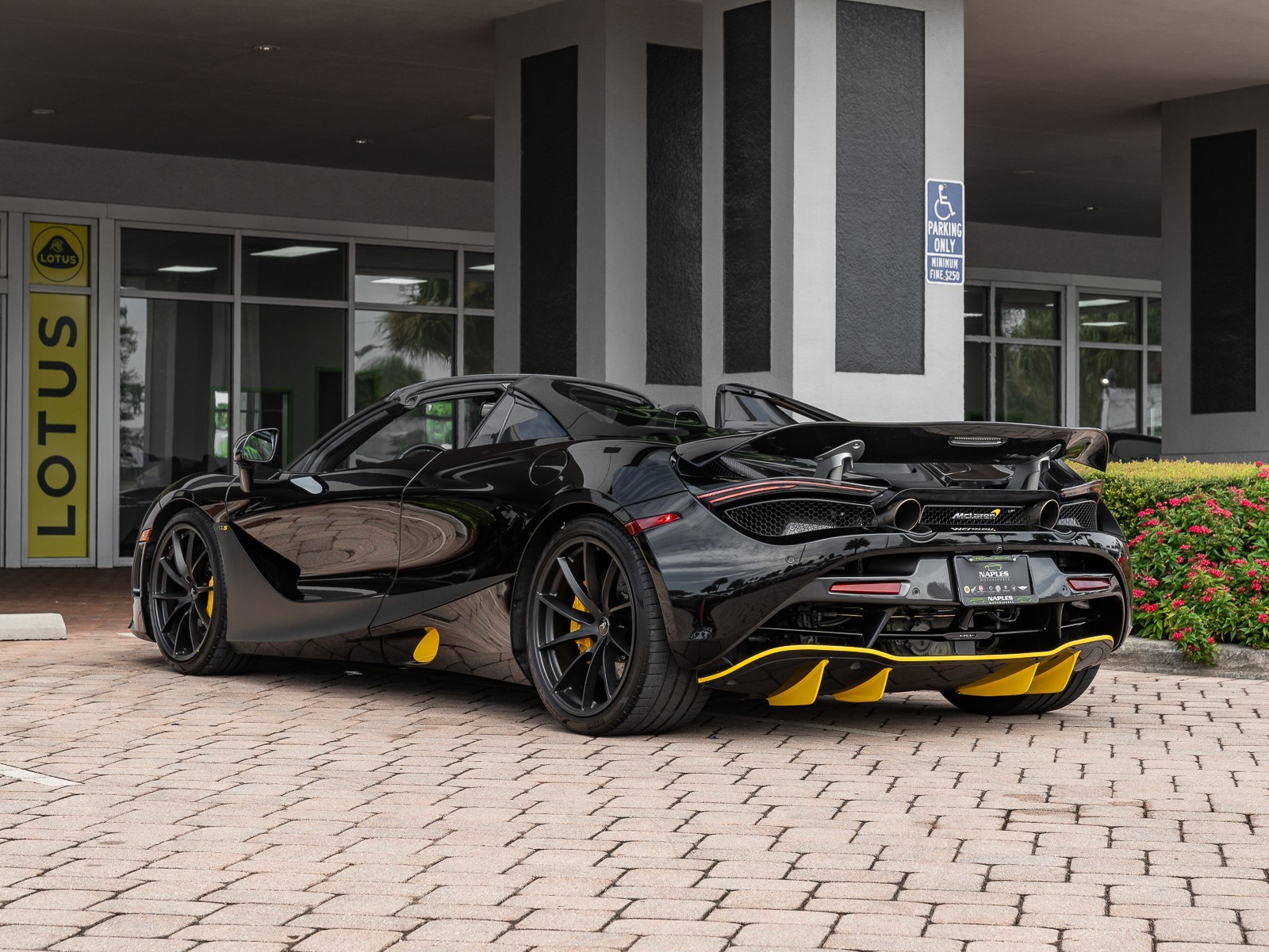 2022 Mclaren 720S Spider photo 11