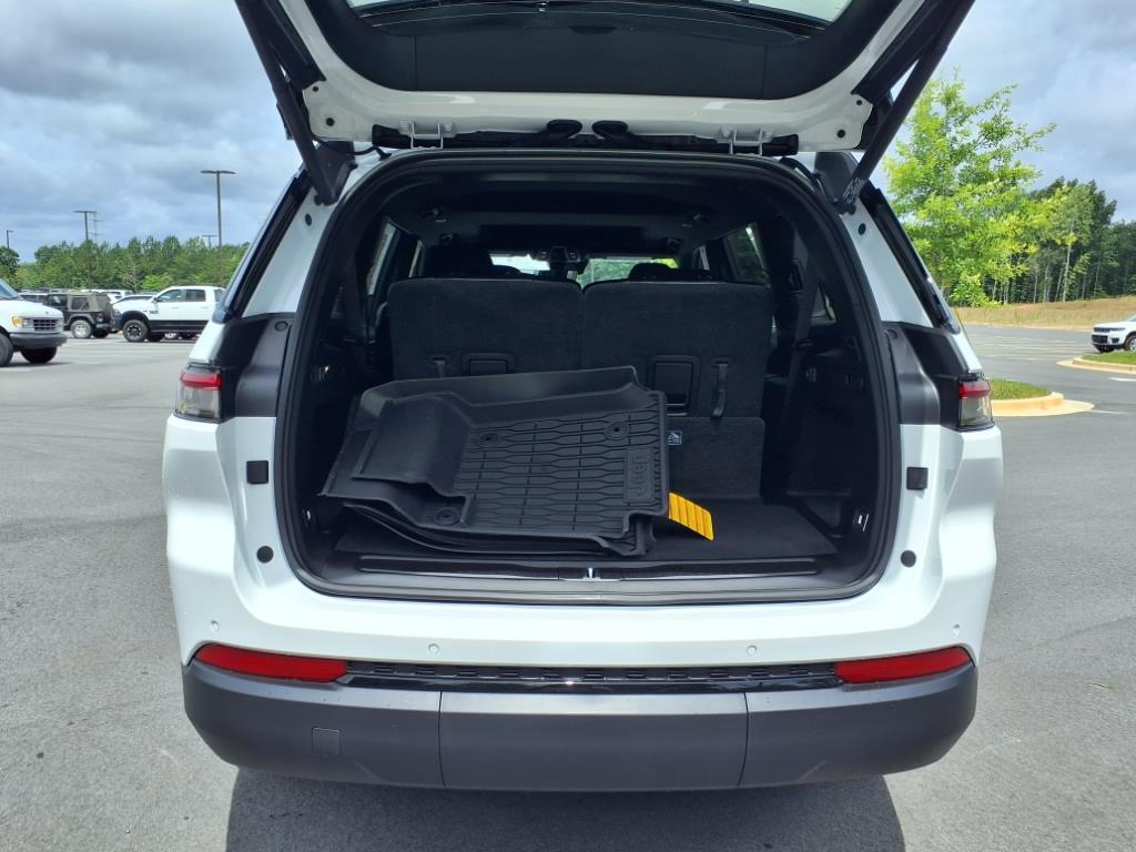 2025 Jeep Grand Cherokee Altitude X photo 20