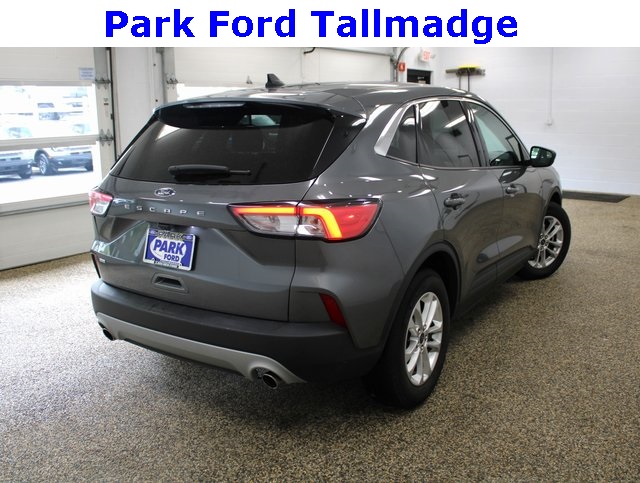 2022 Ford Escape SE photo 6