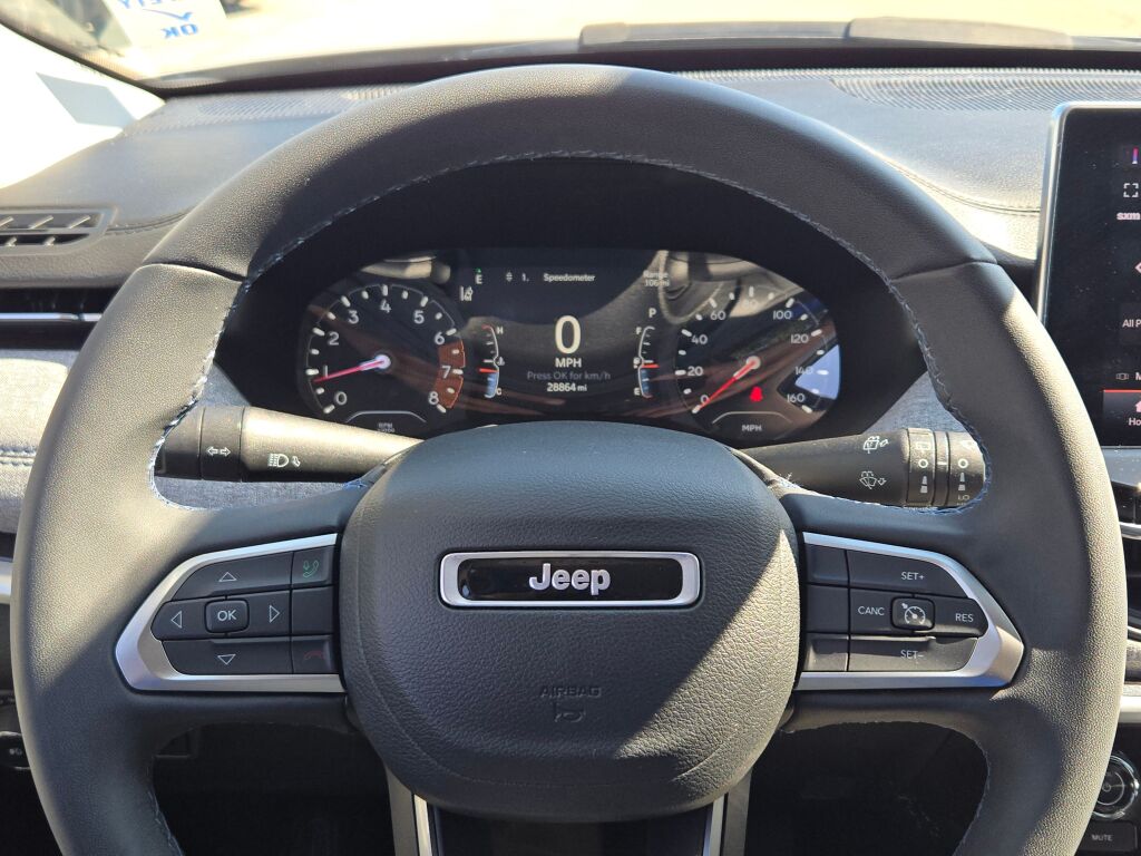 2022 Jeep Compass Latitude photo 26
