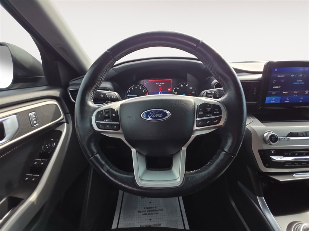 2020 Ford Explorer XLT photo 11