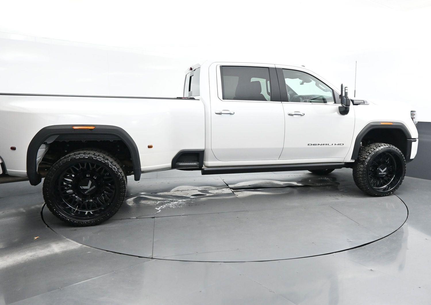 2024 Gmc Sierra HD Denali Ultimate photo 5