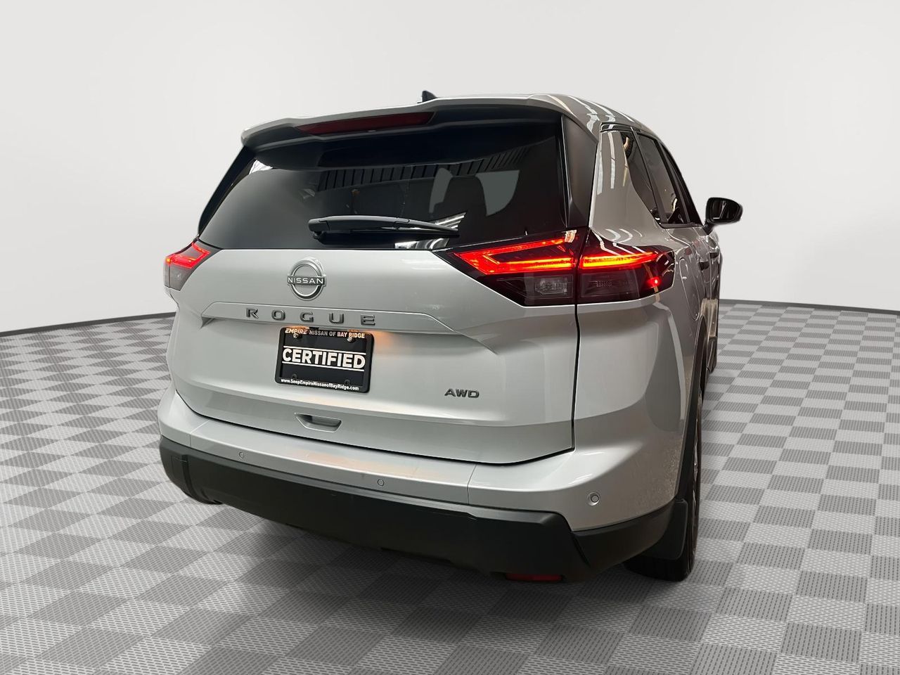 2025 Nissan Rogue S AWD photo 3