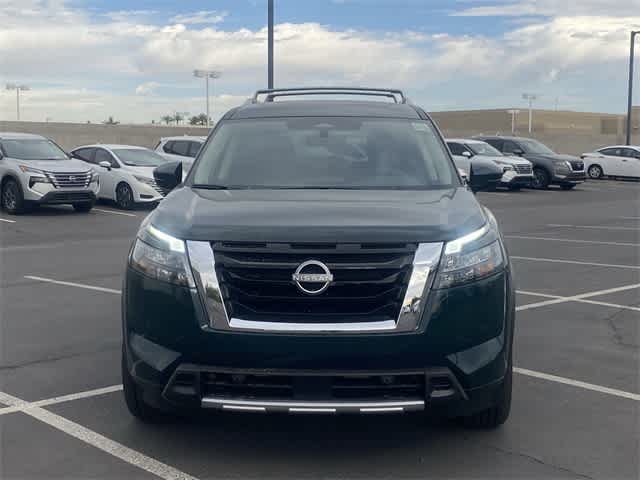 2025 Nissan Pathfinder SL photo 8