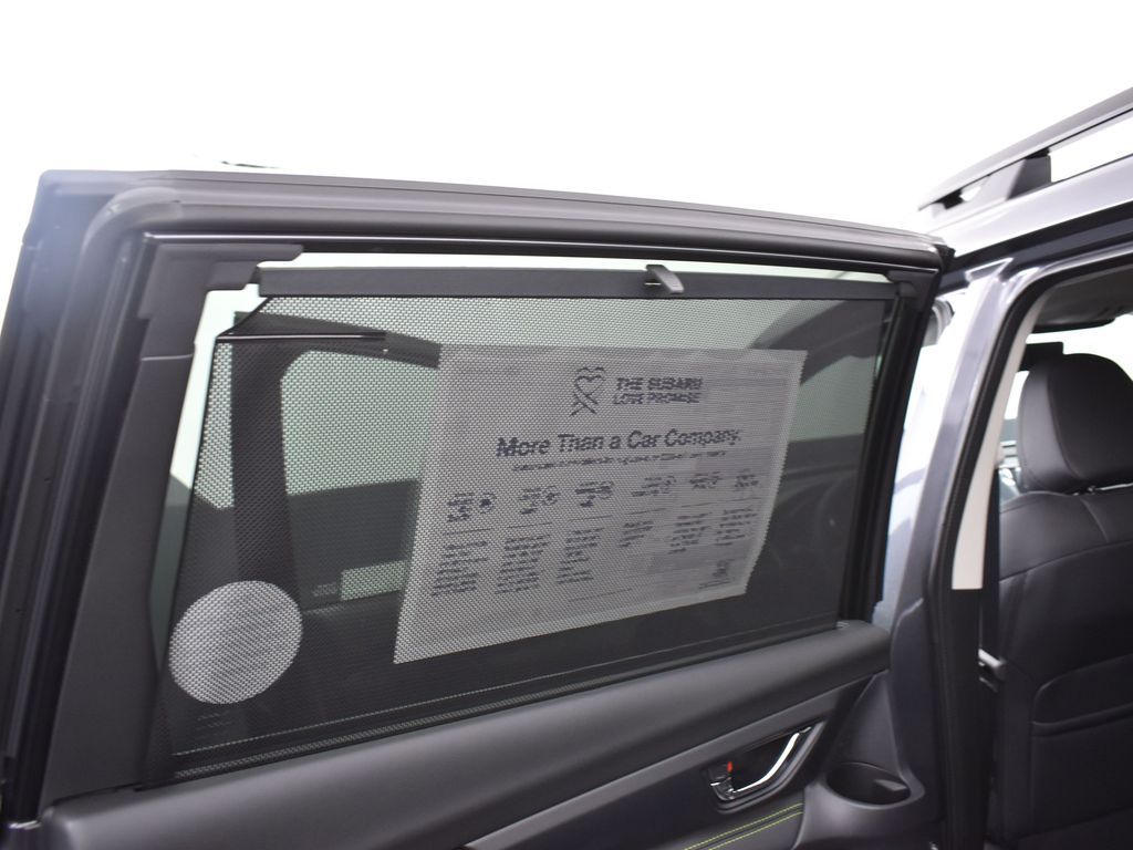 2025 Subaru Ascent Onyx Edition Touring photo 25