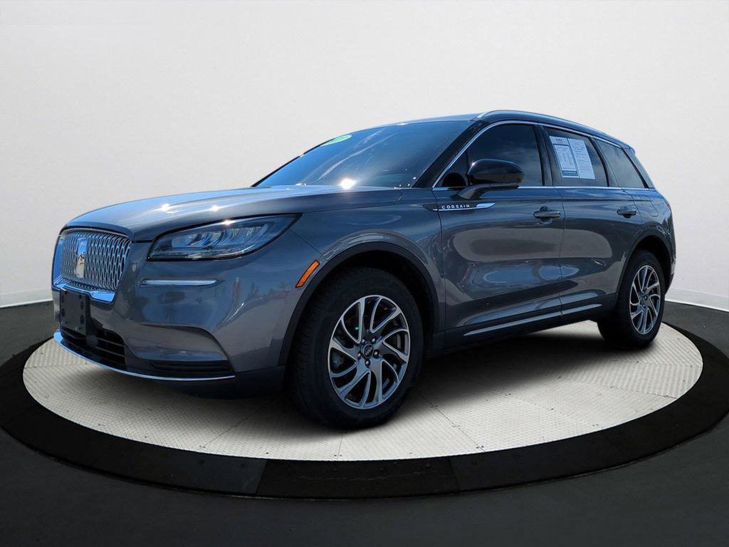 2021 Lincoln Corsair Base's photo