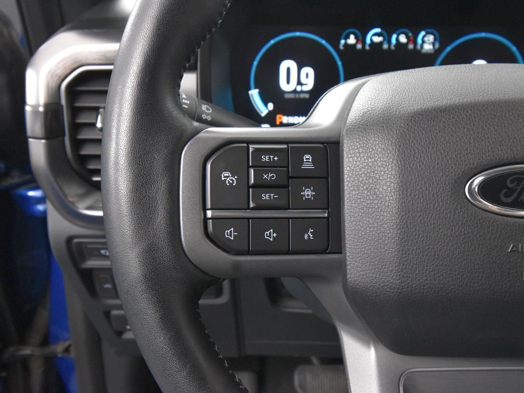 2022 Ford F-150 Lariat photo 19