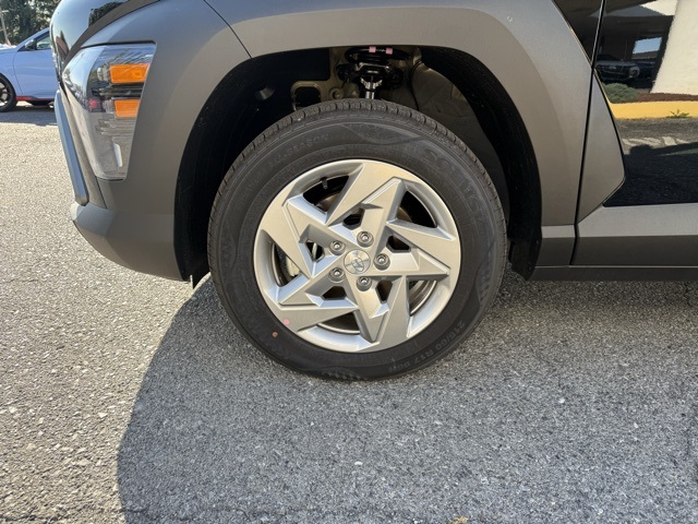 2026 Hyundai Kona SE photo 8