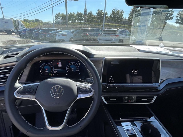 2026 Volkswagen Atlas SE Technology photo 18