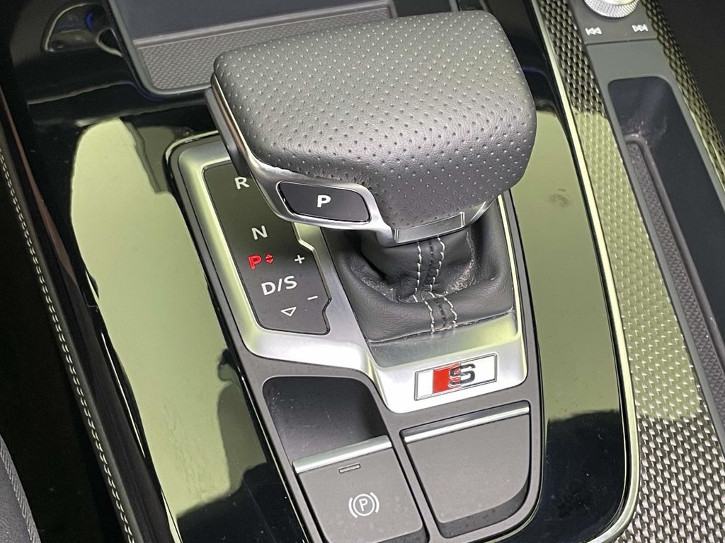 2023 Audi SQ5 Prestige photo 33