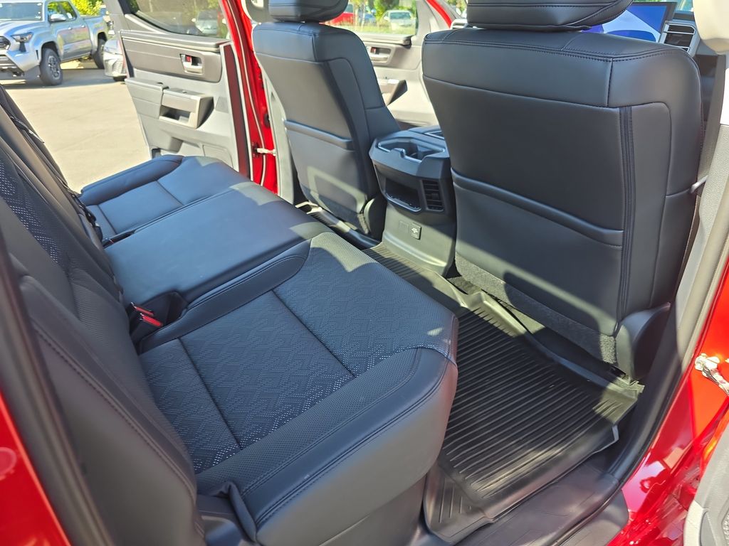 2022 Toyota Tundra SR5 photo 11